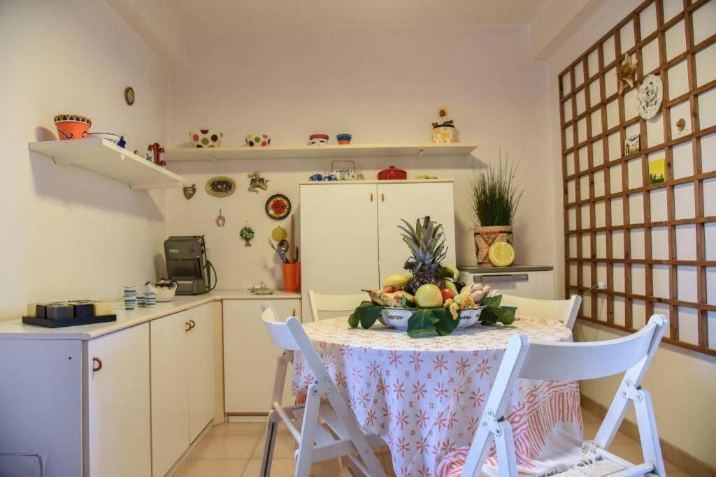 La Terrazza Di Alcino Apartman Torre Canne Kültér fotó